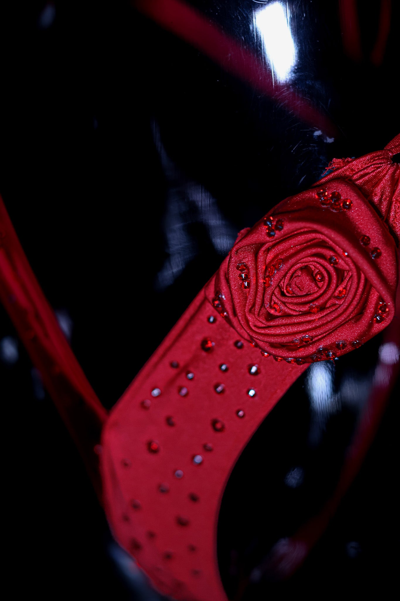 In bloom stone-Hard love